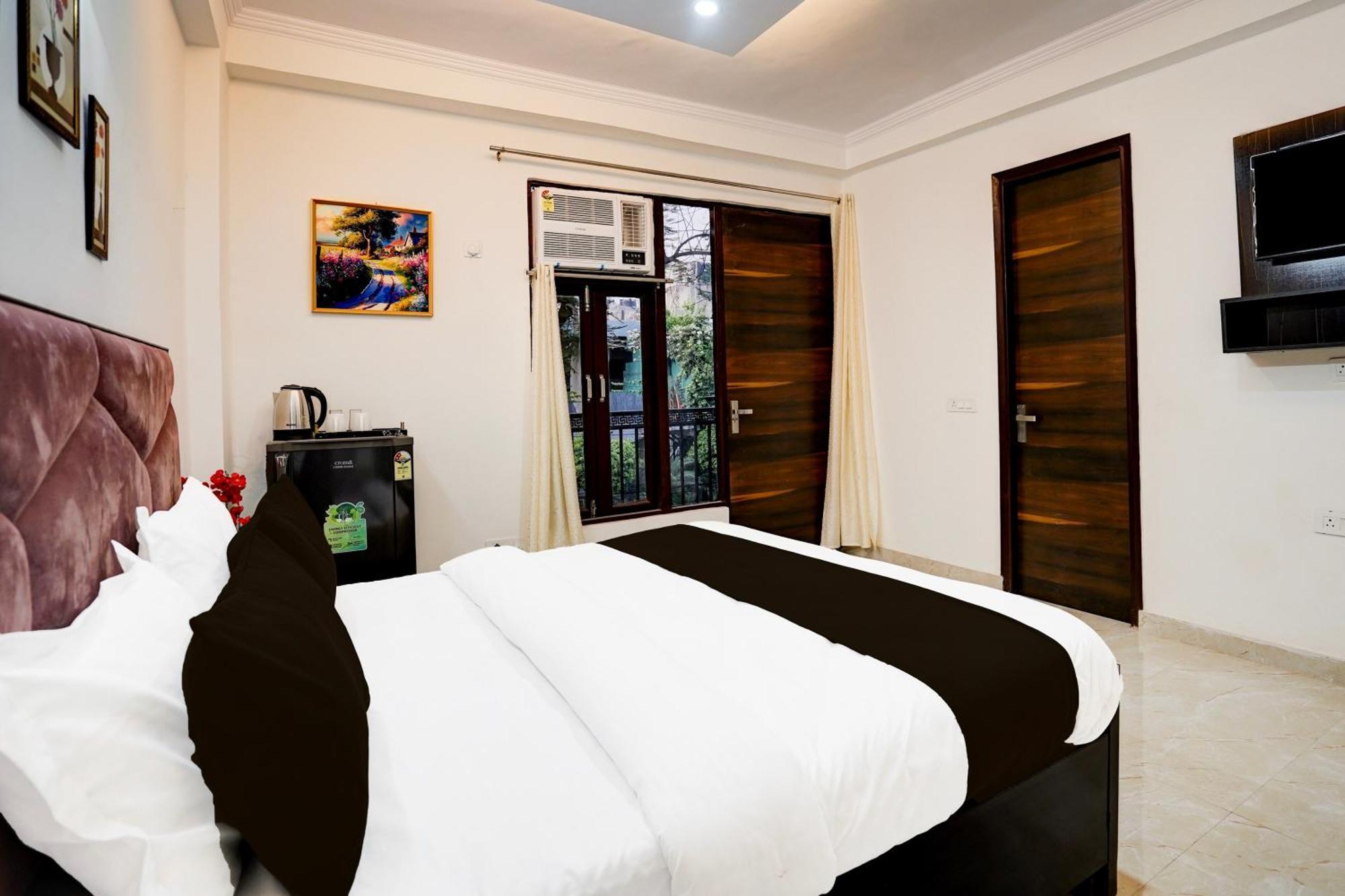 O Grand Hotel New Delhi